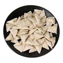 Ev Yapımı Dondurulmuş Üçgen Mantı 1 kg